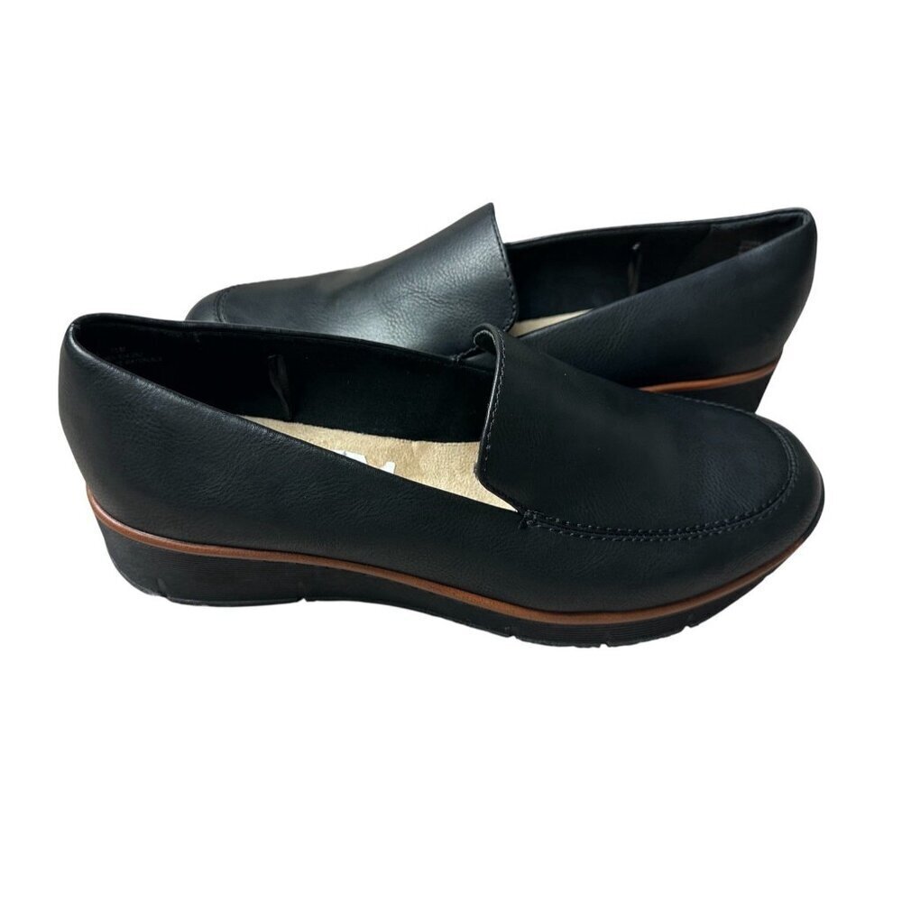 Bare Traps Women’s 11 M Black Loafers Wedge Heel Faux Leather Slip On Shoes NWOB